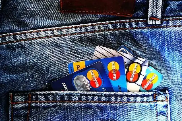 Discusiones financieras antes del matrimonio